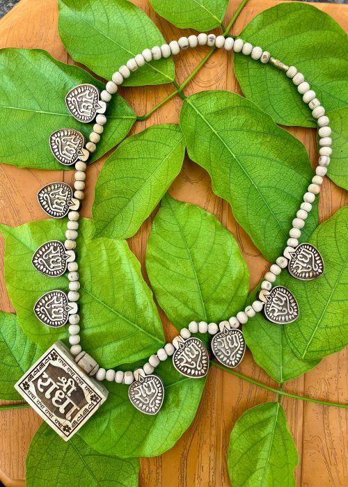 Shri Radha Bhaktmal & Radha Name Locket haar Tulsi Mala
